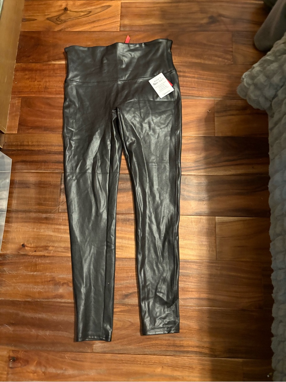 NWT Spanx Faux Leather Leggings Petite Large Black High Rise Moto Look (0398)
